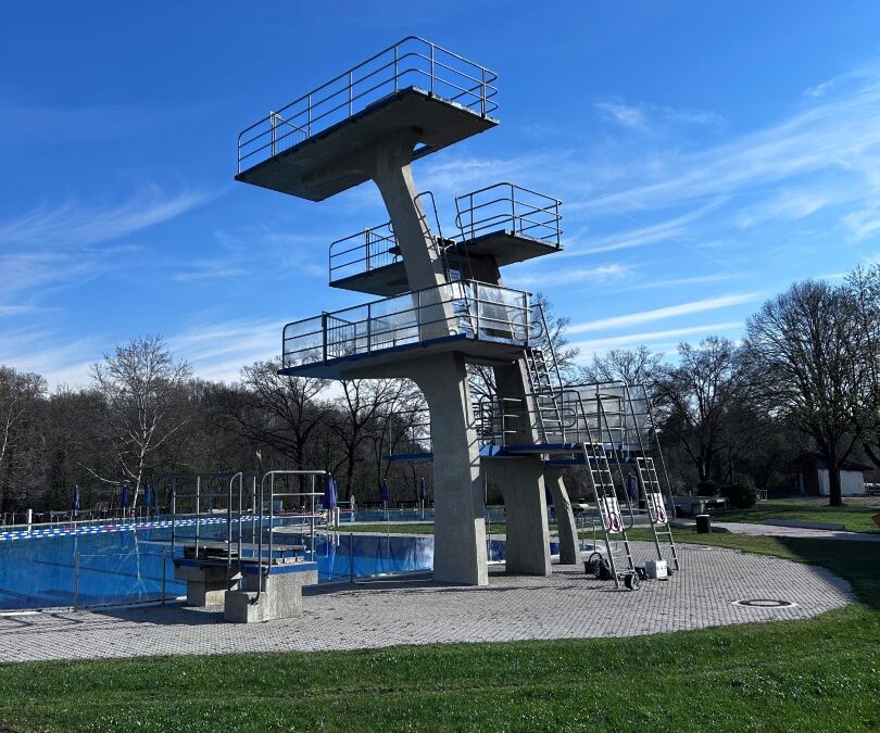 Freibad Burgkirchen, Sprungturmanlage
